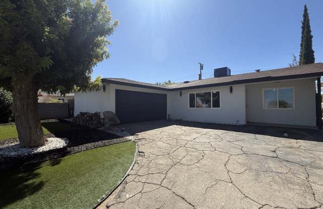 Palmdale 3 Bedroom -Available Now! photos photos Palmdale 3 Bedroom -Available Now! photos photos