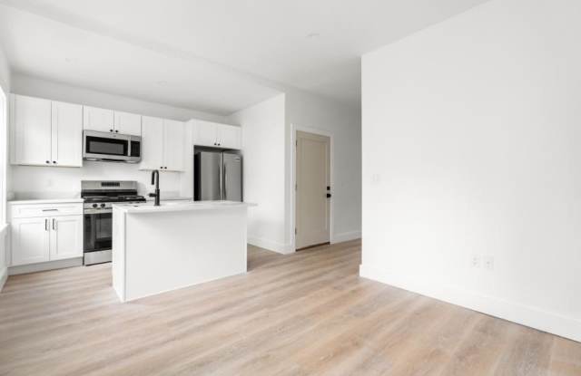 476 East 3rd St. photos photos