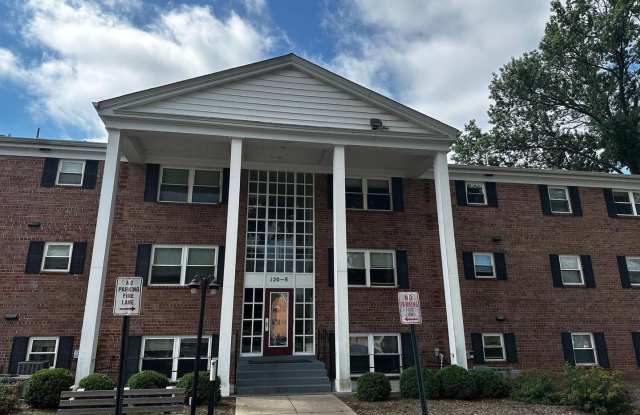 120-8 WASHINGTON ST NE #2 photos photos