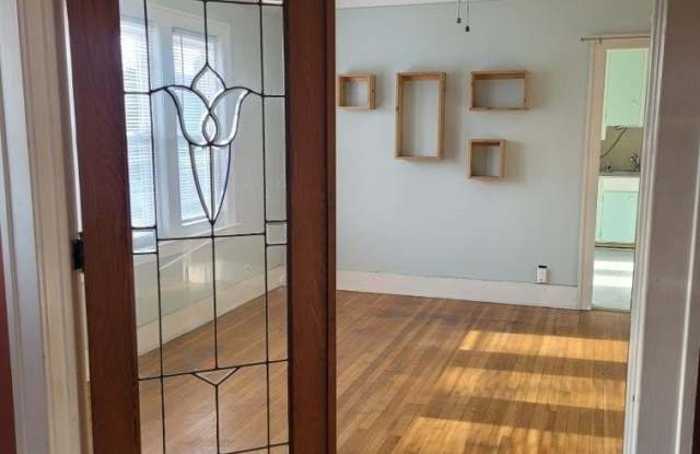1301 Maryland Gallery 4