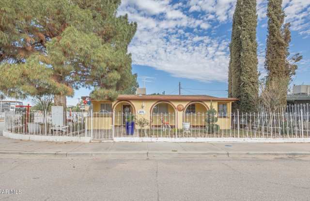 201 Foster Drive - 201 Foster Drive, El Paso, TX 79907