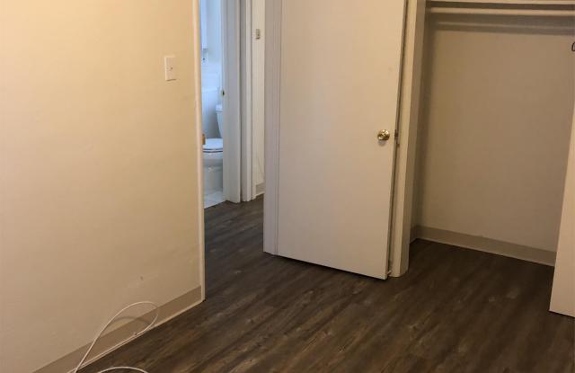 4547 11th Street, Unit A Gallery 4