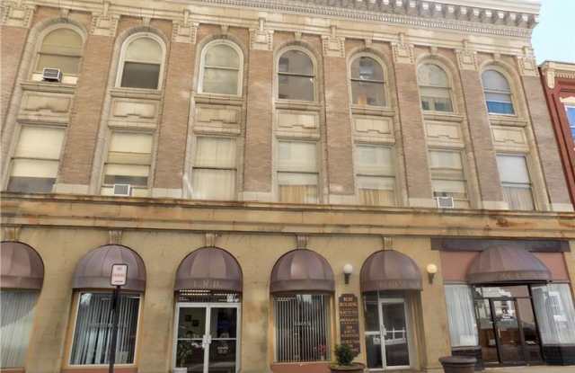51 W Main Street - 51 W Main St, Uniontown, PA 15401