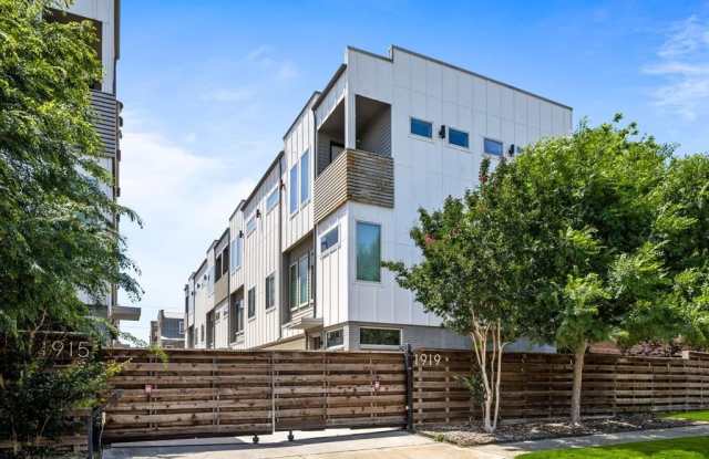 1919 Summit Avenue - 1919 Summit Avenue, Dallas, TX 75206