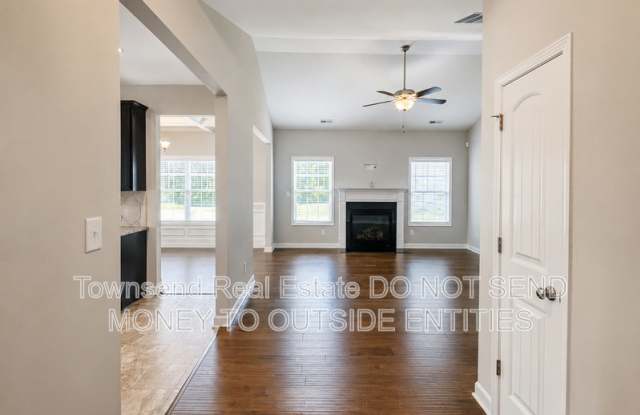2513 Owlands Ct. Gallery 2