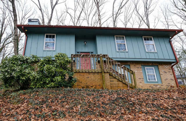 15 WHITE STREET | 4 BED 3 BATH IN WATKINSVILLE photos photos