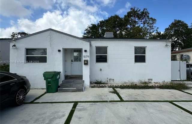 1079 NW 75th St photos photos