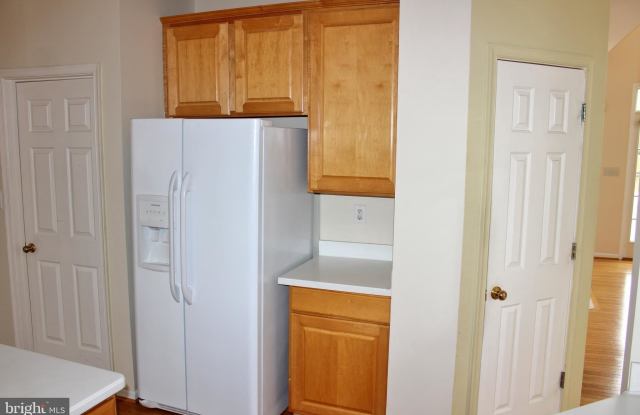 2471 KENBROOK COURT Gallery 3