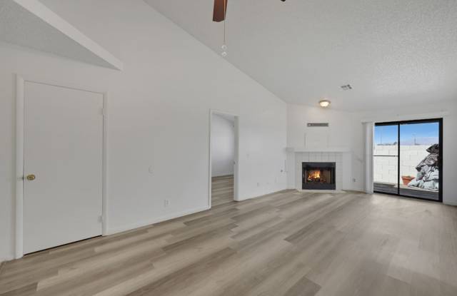 Single-Story 2 Bed, 2 Bath with 2-Car Garage in Gate Community with Pool Gallery 4
