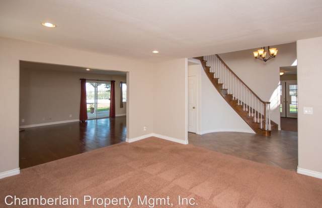 3942 Stanford Dr Gallery 4