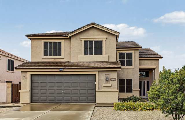 5 Bedroom 3 Bathroom Santa Rita Ranch Poolside Retreat Gallery 3