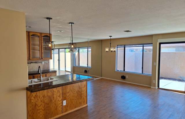 27535 Lakeview Dr Gallery 2