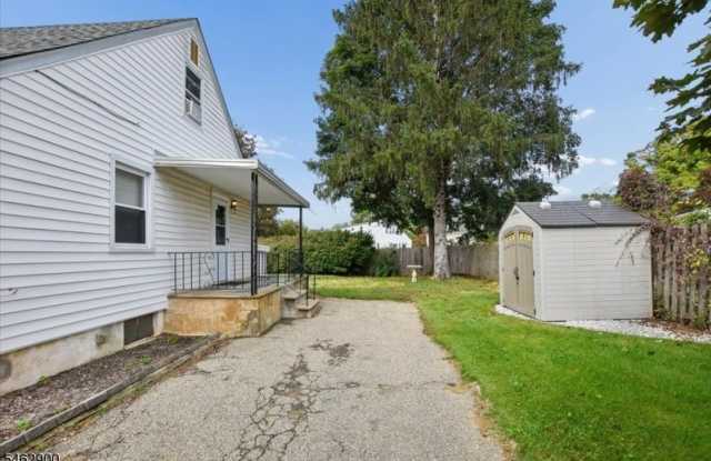29 Gregory Dr Gallery 3