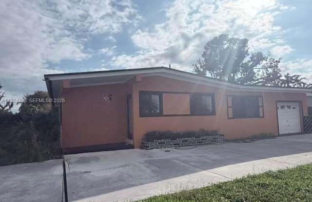 9300 SW 52nd Ter photos photos