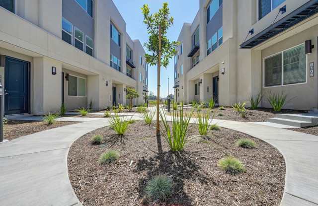 River Gate Townhomes photos photos