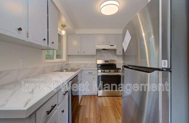 2920-B Harney Street photos photos
