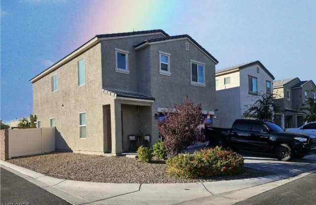 5045 Bloodhound Street photos photos