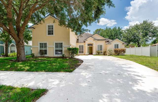 5 Bedroom, 4.5 Bath - Eagles Hammock Home Available Now! photos photos