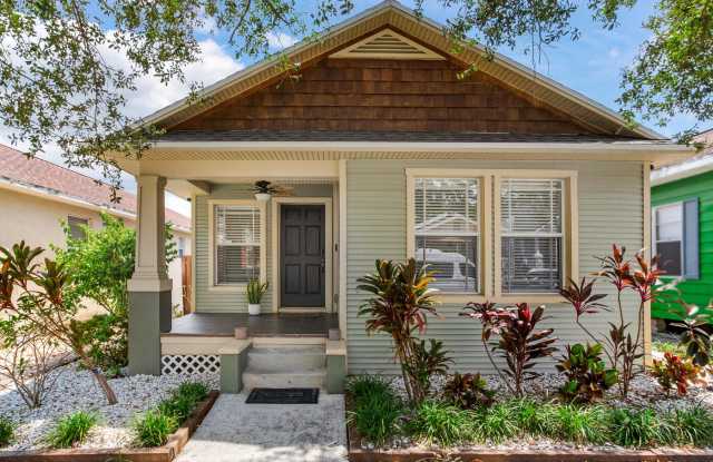 2120 West Spruce Street photos photos