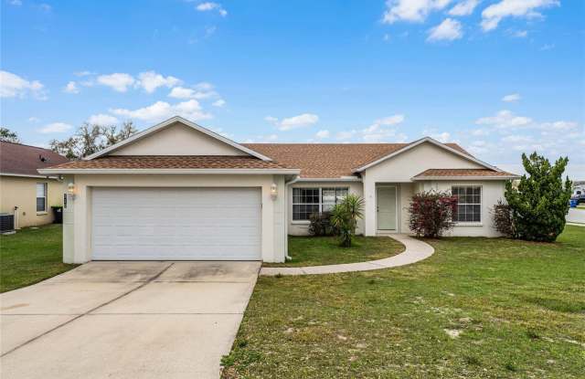 819 GENTLE BREEZE DRIVE - 819 Gentle Breeze Drive, Minneola, FL 34715