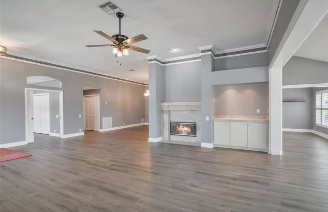 For Rent: 3 Bedroom 2 Bath House For Rent, furry friends welcome, and Lawn care included. photos photos For Rent: 3 Bedroom 2 Bath House For Rent, furry friends welcome, and Lawn care included. photos photos