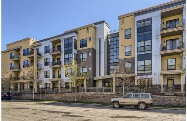 820 Emerald Street photos photos