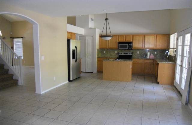 10454 E Hillery Dr Gallery 2