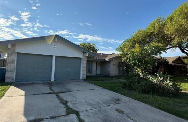 1816 Portland Drive Gallery 2