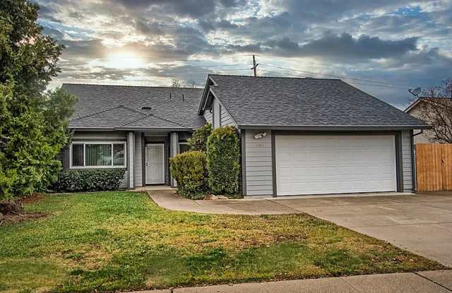 3 Bedroom Home With Bonus Loft photos photos