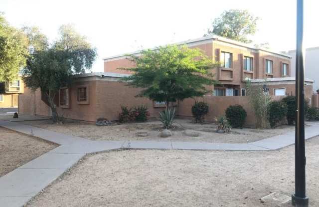 4410 E Pueblo Ave - 4410 East Pueblo Avenue, Phoenix, AZ 85040