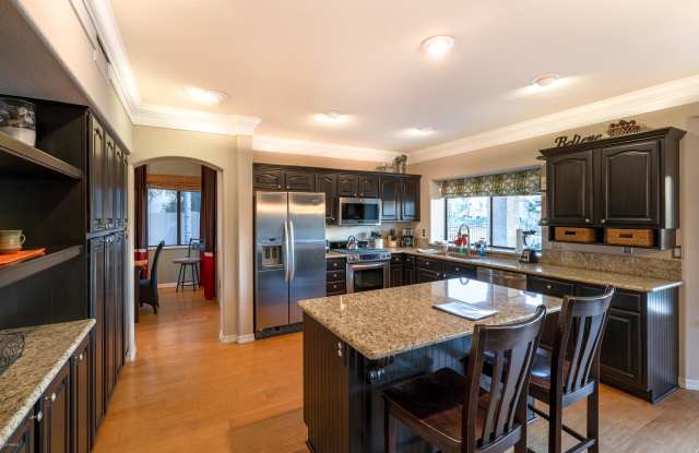 556 S BAY SHORE Boulevard Gallery 4