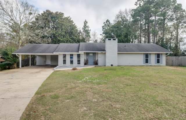 15744 Parkwood Drive South photos photos