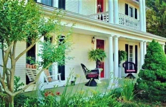 49 Duke Street - 49 Duke Street, Granite Falls, NC 28630