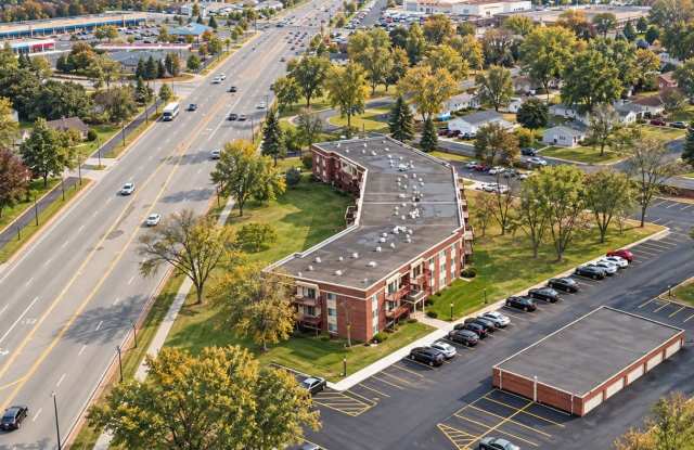 The BLVD Apartments | Renovated 1 Bedroom / 1 Bath Gallery 3