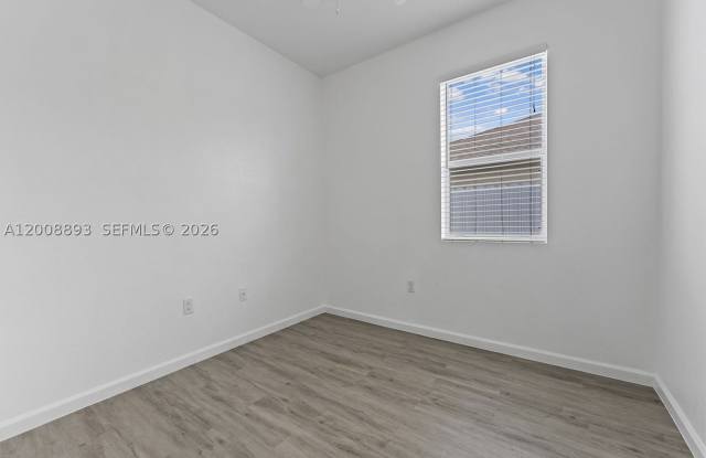 27869 SW 133rd Ave Gallery 4