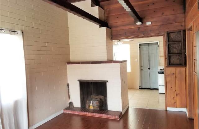 9128 Huntington Dr Gallery 2