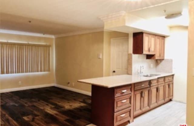1726 WINONA - 1726 N Winona Blvd, Los Angeles, CA 90027