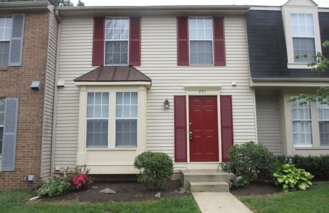 651 CORAL REEF DRIVE - 651 Coral Reef Drive, Gaithersburg, MD 20878