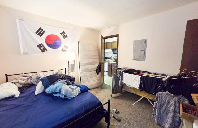 2601 University Avenue photos photos