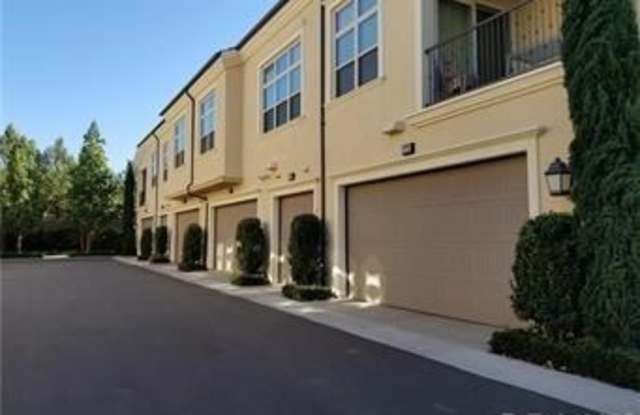 178 Overbrook Gallery 2