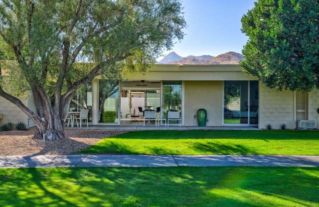 24 Desert Lakes Drive Gallery 2