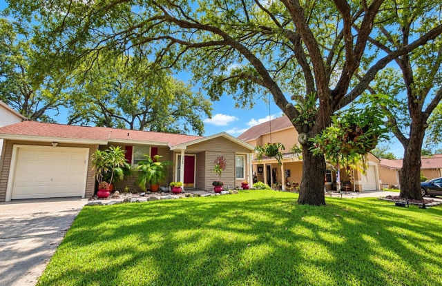 7608 GLADES CT Gallery 2