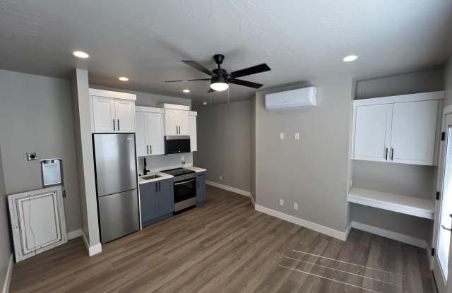 2213 320 S Gallery 1