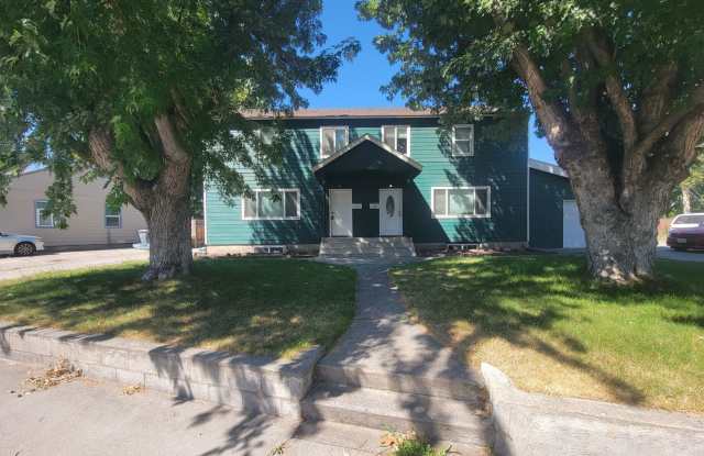 Spacious 3-Bed, 2-Bath Home with Fenced Yard in Richland photos photos