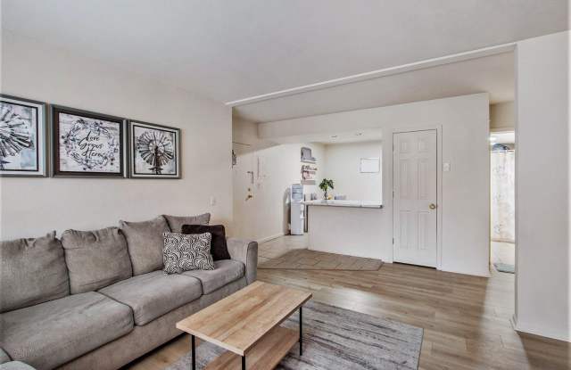 756 W Kilgore Road unit: 201 photos photos