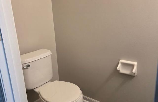 2 Bedroom Condo in Canal Gallery 4