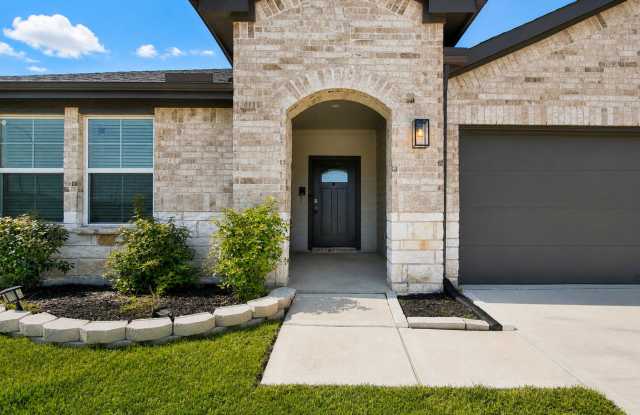 For Lease | 4 Bed, 2 Bath | 2,100 Sq Ft | Tamarron West Community | Gallery 4