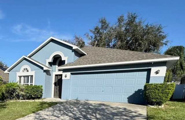 1185 SINGLETON CIRCLE - 1185 Singleton Circle, Groveland, FL 34736