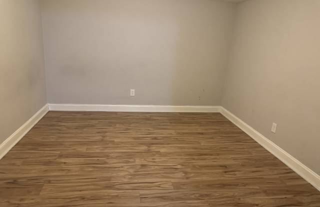 908 Chillum Road photos photos