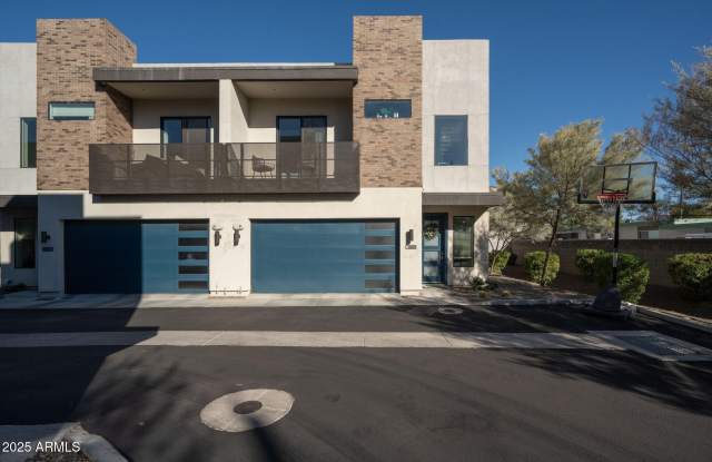 6301 N 12th Street unit: 6 photos photos